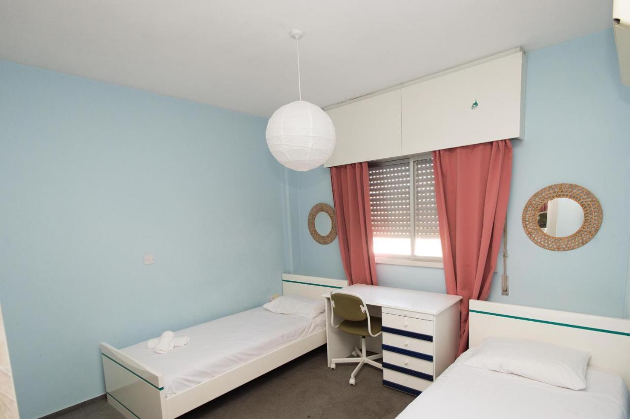 Private Room In A Shared Flat At Best Location Lemesos Exteriér fotografie